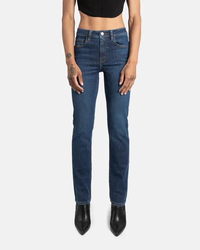 Slim straight fit jeans in mid blue | Thread color: Gold | Waist rise: Low | Hem length: Cropped