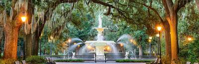 A Stroll through the Heart of Savannah’s Historical District