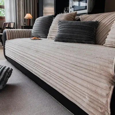 Solid Color Irregular Striped Sofa Cover, 1 Count Non-slip Sofa Slipcover, Soft Comfortable Sofa Protector for Home Living Ro...