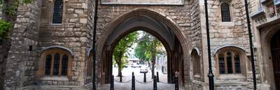 From Righteous to Wretched: A Clerkenwell Tale