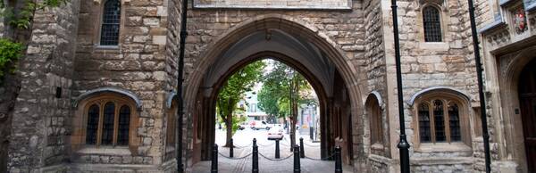 From Righteous to Wretched: A Clerkenwell Tale