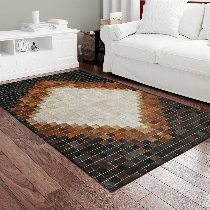 Cream Cowhide Rug w/ Brown & Black Border