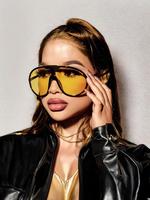 Punk Simple Style Glasses Sunglasses for Men & Women, Summer 2024 Trendy Casual Flat Top Frame Sunglasses for Beach Vacation,...