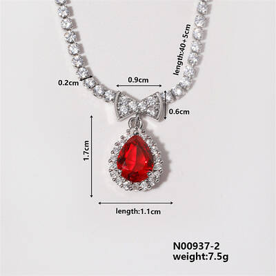 Fashion Brass Rhinestone Pendant Necklace for Women