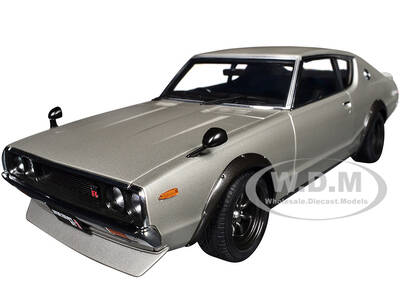 Nissan Skyline 2000GT-R (KPGC110) Tuned Version RHD (Right Hand Drive) Silver Metallic 1/18 Model Car by Autoart