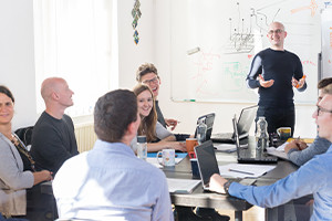 Leading Hybrid Teams: Best Practices from Fortune 500 Firms
