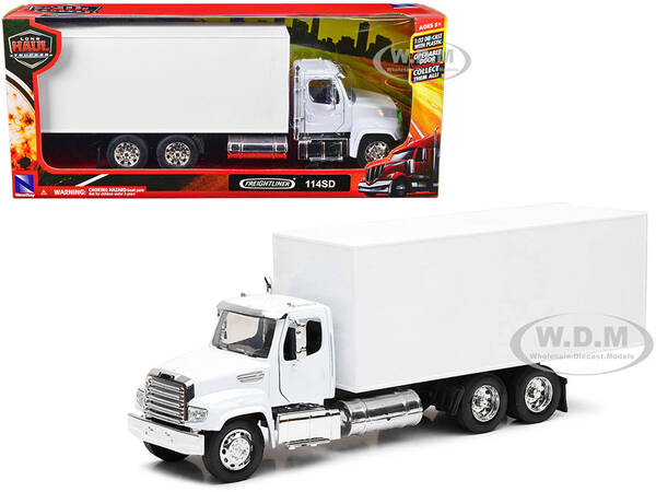 Freightliner 114SD Box Truck White \