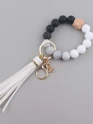 Fashion Colorblock Silicone Beaded Bracelet Keychain with Pu Tassel Decoration, Retro Trendy Wrist Keychain,  Portable Car De...