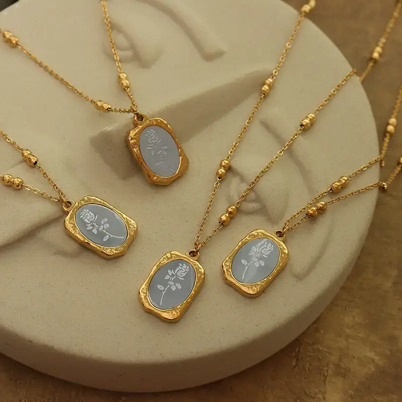 Magic Mirror Rose Necklace Creative Design Small Mirror Necklace No Fading Retro Embossed Magic Mirror Fashionable All-match ...