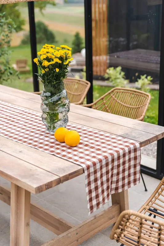 Linen table runner in Mocha Gingham | Size: 50x200 cm / 20x79