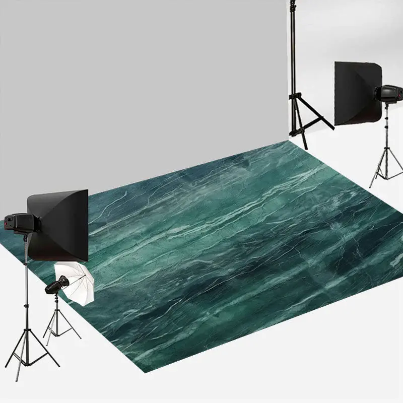 Green Wrinkle Leaves Texture Photography Floor Mat - Aperturee