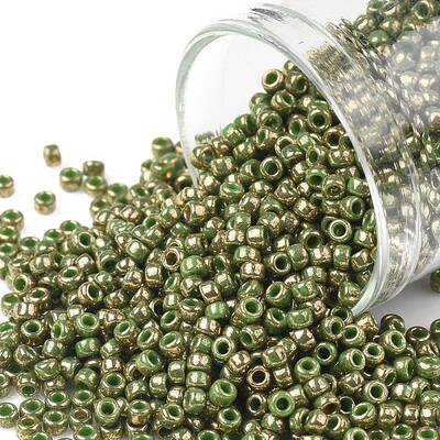 TOHO Round Seed Beads