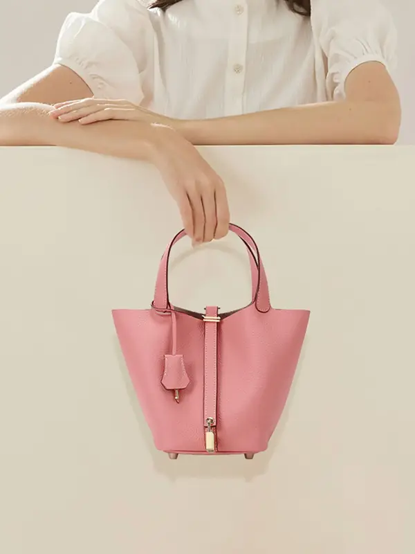 SADI Women's Cowhide Solid Leather Handbags, withPouch Bag As Gift. Casual Styling for Daily Use,Unique Bags, Shopper Stylish...