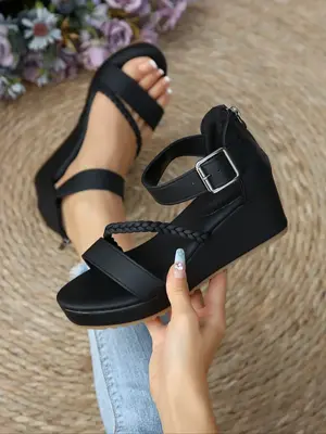 Women's Fashionable Solid Color Platform Sandals, Casual Versatile Buckle Decorated Sandals for Summer, Lightweight Breathabl...