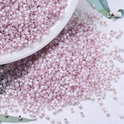 MIYUKI Delica Beads