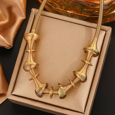 304 Stainless Steel Irregular Twisted Chain Spiral Bib Necklaces for Women