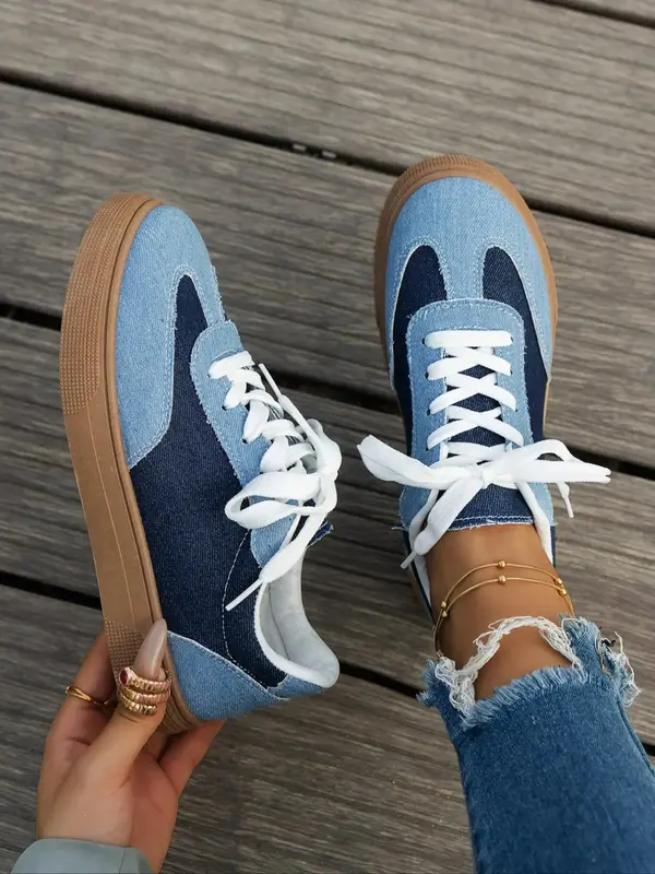 Women's Fashion Colorblock Lace Up Low Top Sneakers, 2024 New Style Casual Comfortable Sports Shoes for Daily Wear, Female Al...