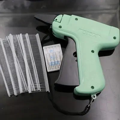 Garment Labeler with 5 Needles & 1000 Adhesive Needles, 1 Count Quick Labeler, Needle Punch Labeler for Stores, Warehouses, C...