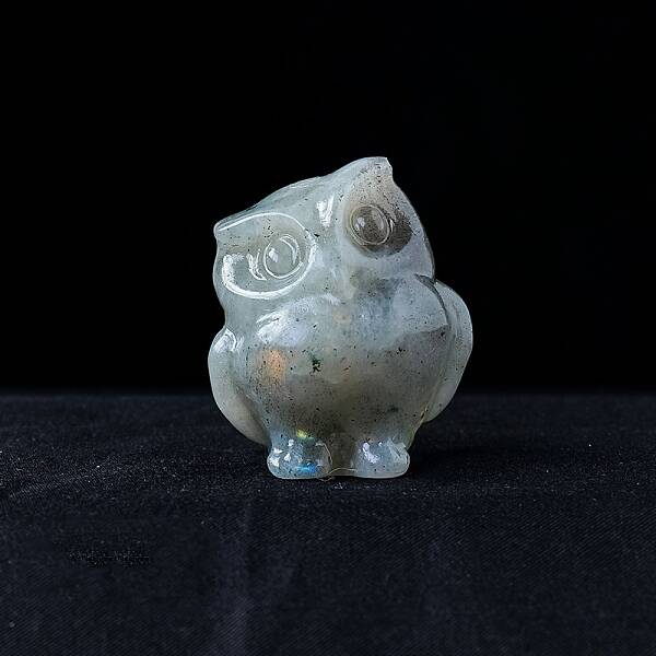 Natural Labradorite Carved Healing Owl Figurines