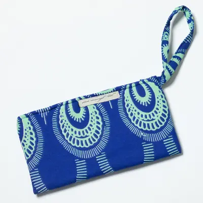 Ugandan Organic Waxcloth Wristlet - Black & White