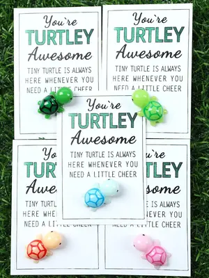 Cute Turtle Design Pendant with Card, 5 Counts Mini Resin Animal Shaped Charm, DIY Jewelry Accessories, Gift for Family, Frie...