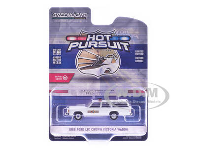 1988 Ford LTD Crown Victoria Wagon Illinois State Police White Hot Pursuit Series 46 1/64 Diecast Model Car by Greenlight