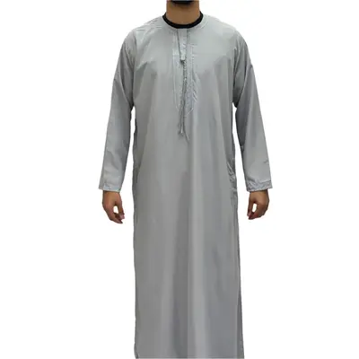 Timeless Comfort: Men's Durable Kaftan Thobe