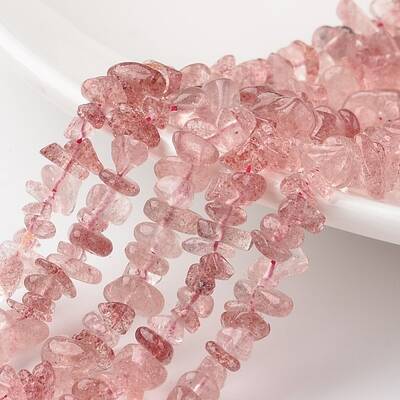 Chip Natural Strawberry Quartz Bead Strands