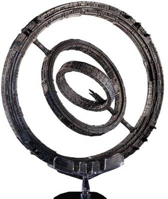 Foundation - Invictus Die-Cast 8 Ship
