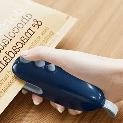 【Faddish】Mini pocket knife bag sealer, USB charging bag, handheld magnetic heat sealer for keeping food fresh and snacks ...