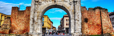 Surprises in a Seaside City: Rimini from Ancient Rome to the Renaissance