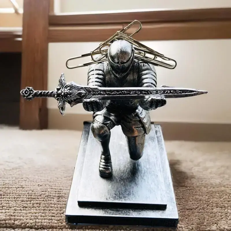 Knight Design Pen Holder, 1 Count Creative Desktop Decoration for Storing Pens and Magnetic Stationery, Desk Organizer for Ho...