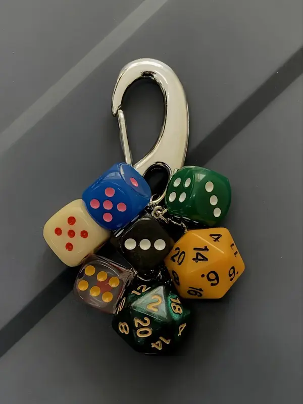 Dice Design Keychain, Fashionable Keychain for Women & Men, Trendy All-match & Exquisite Keychain for Birthday Gift