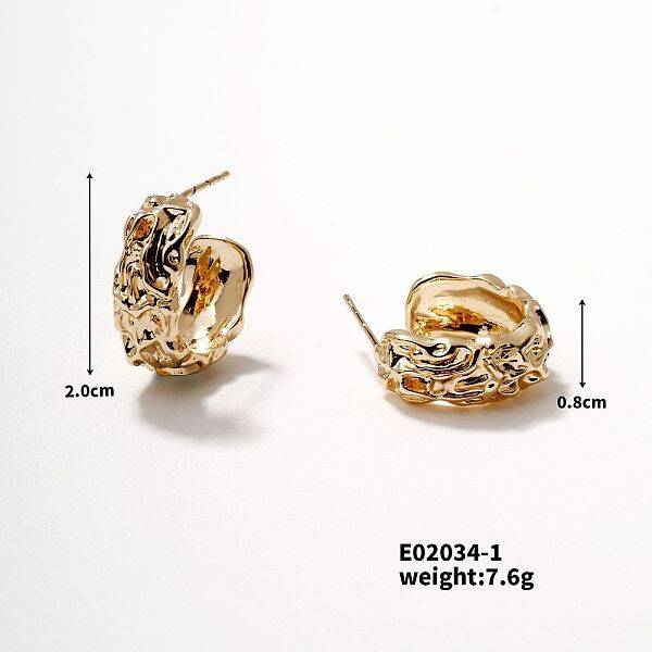 Shiny Women's Earrings with Hollow Design