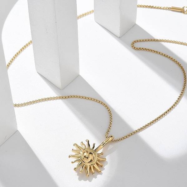 304 Stainless Steel Sunflower Pendant Box Chain Necklaces for Women