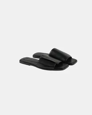 ?? Peddle Corn leather Sandal | Color: black | Size: EU36