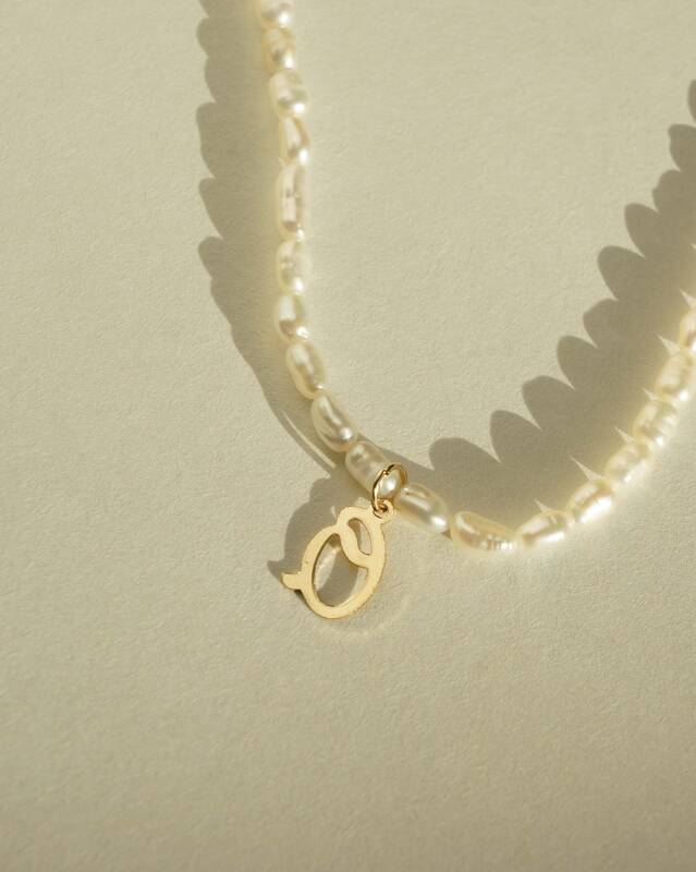 Quincy Initial Necklace | Metal Color: Gold | Style: Q
