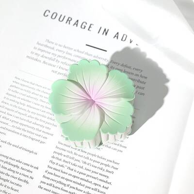 Flower Plastic Claw Hair Clips