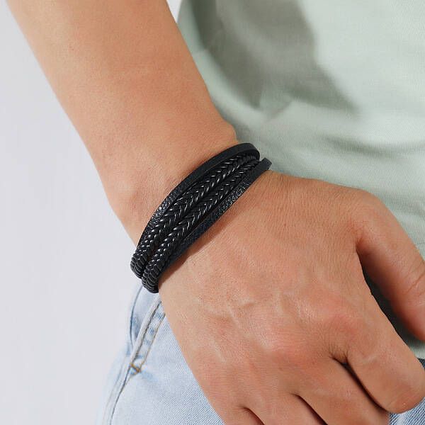 Minimalist Braided Leather Magnetic Clasp Bracelet for Men - Retro and Trendy Design