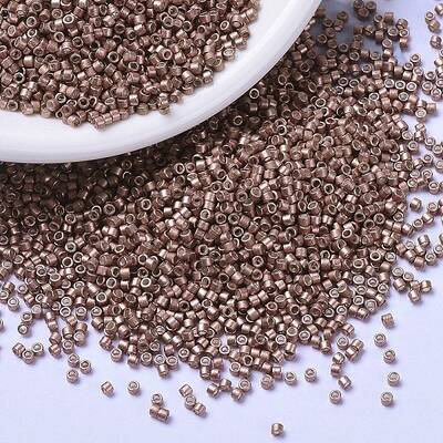 MIYUKI Delica Beads