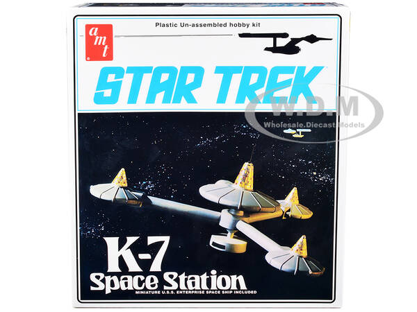 Skill 2 Model Kit K-7 Space Station \
