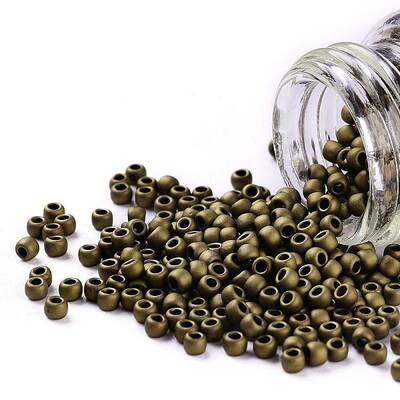 TOHO Round Seed Beads