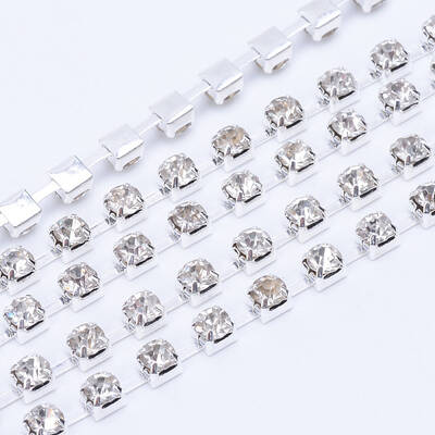 Brass Rhinestone Strass Chains