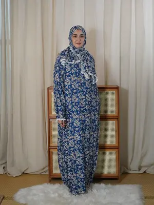 Women's Ditsy Floral Print Contrast Lace Zipper Long Sleeve Arabian Dress with Hijab, Elegant Drop Shoulder Long Dress for Mu...