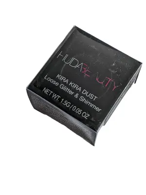 Huda Beauty Kira Kira Dust Loose Eyeshadow Glitter Purple