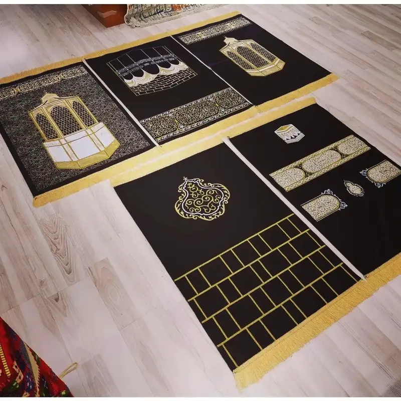 Lightweight Turkish Prayer Mat - Makkah Edition