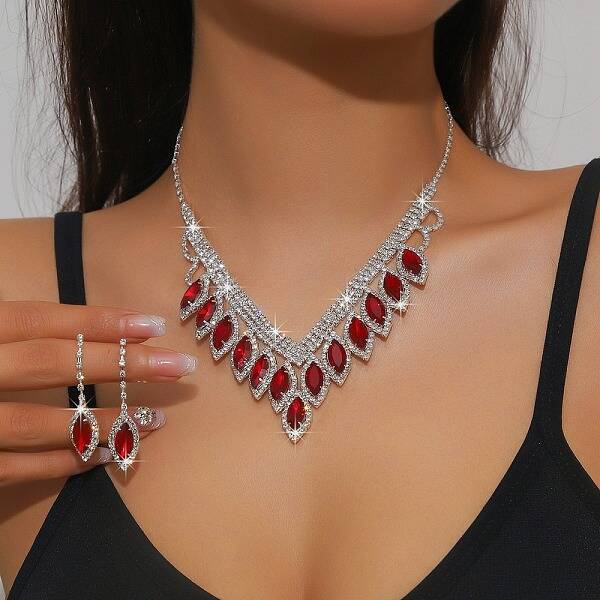 Horse Eye Alloy Rhinestone Necklaces & Stud Earring Sets for Women