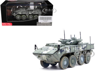 Bumerang (Object K-17) IFV (Infantry Fighting Vehicle) Russian Army Digital Green Camouflage Armor Premium Series 1/72 Diecas...