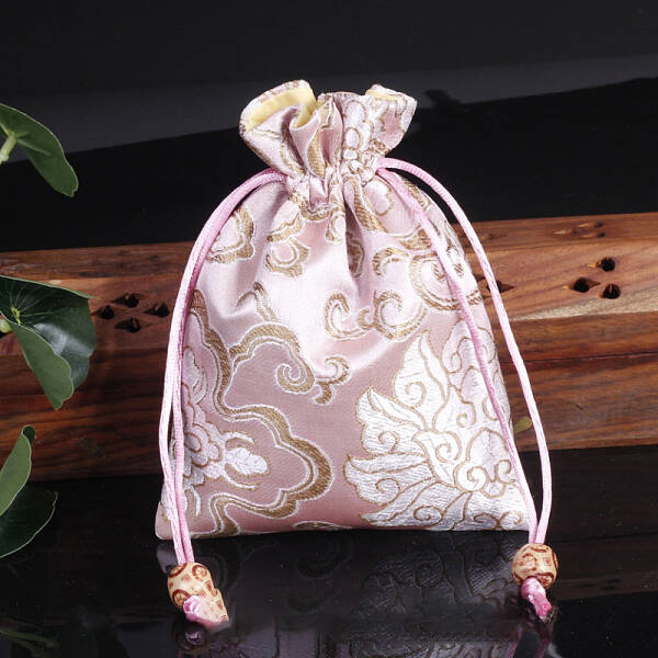 Chinese Style Flower Pattern Satin Jewelry Packing Pouches