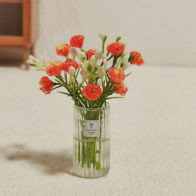 Resin Bouquet Vase